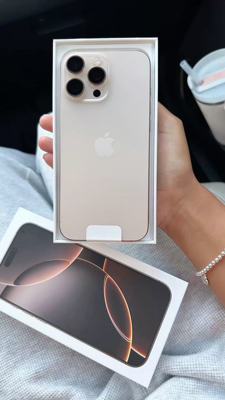 Iphone 16 pro max desert titanium 256gb nieuw, Zonder simlock, Goud, Ophalen, 256 GB