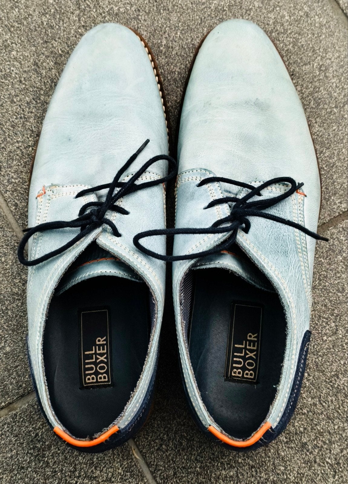 Schoenen, Enlèvement