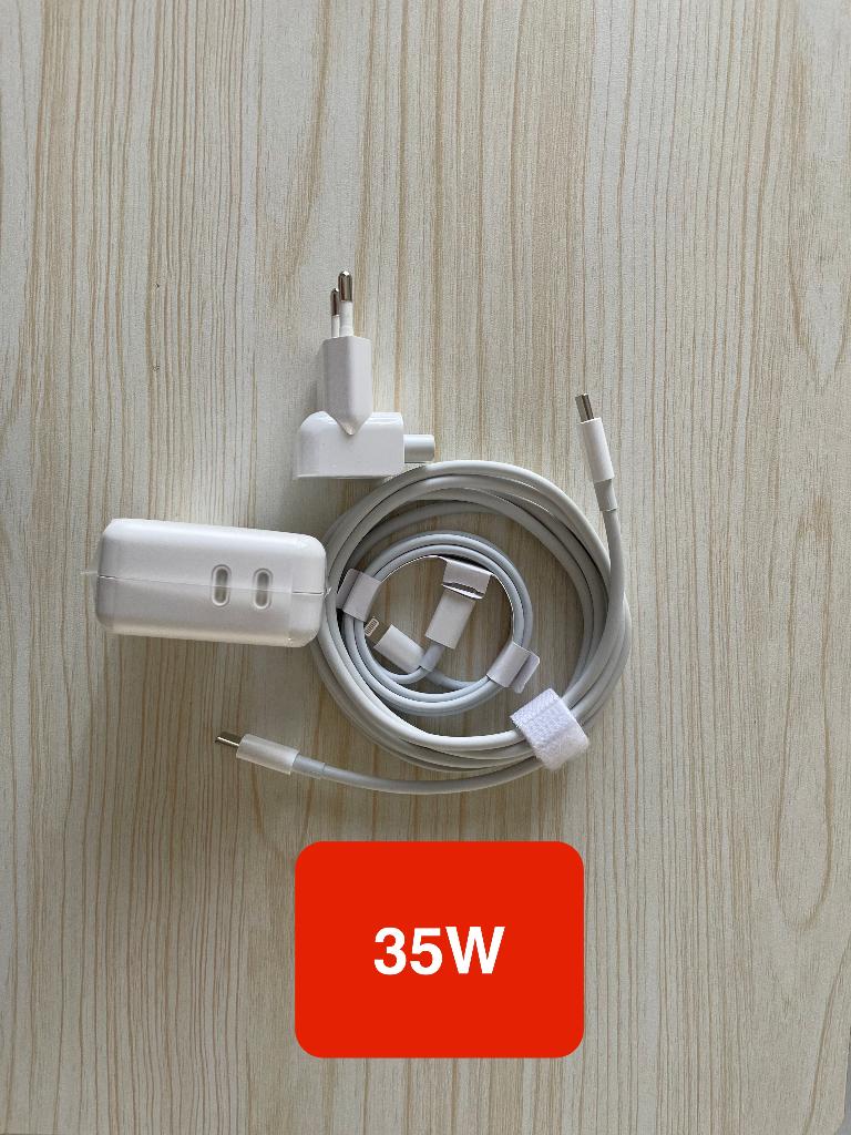 Oplader met 2 USB C-poorten - 35W voor MacBook Air en iPhone, Computers en Software, Laptop-opladers, Ophalen of Verzenden, Nieuw