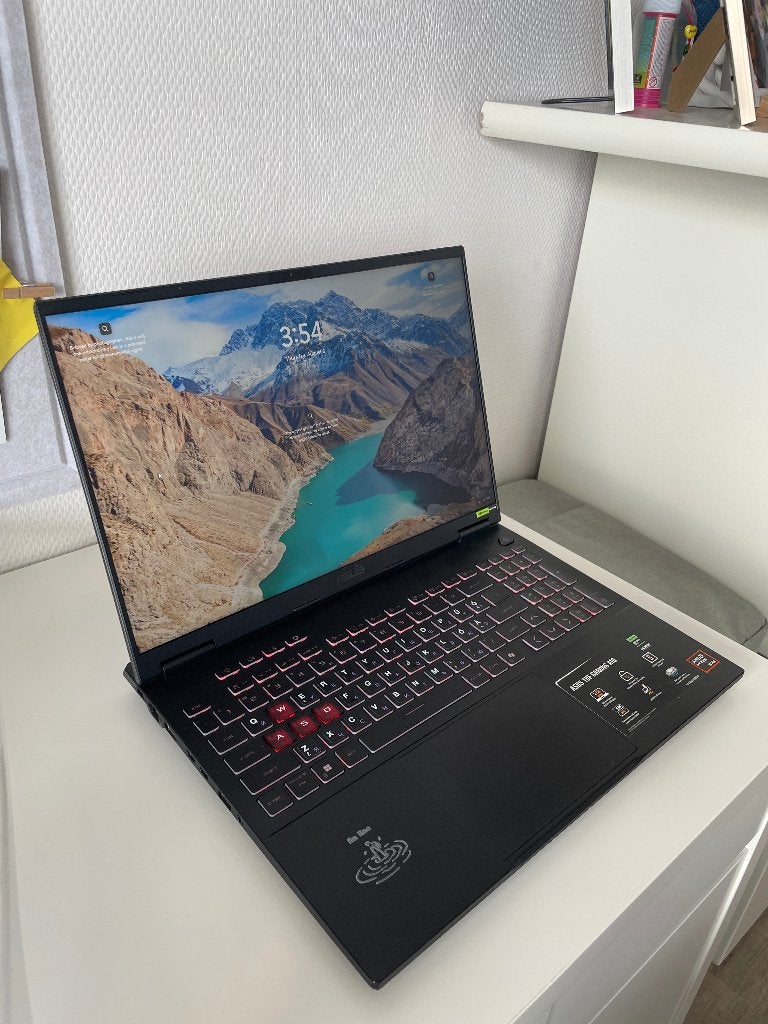 Ordinateur portable Asus Tuf Gaming A16, Informatique & Logiciels, Ordinateurs portables Windows, Asus, AMD Ryzen 9 8940HX, 16 pouces