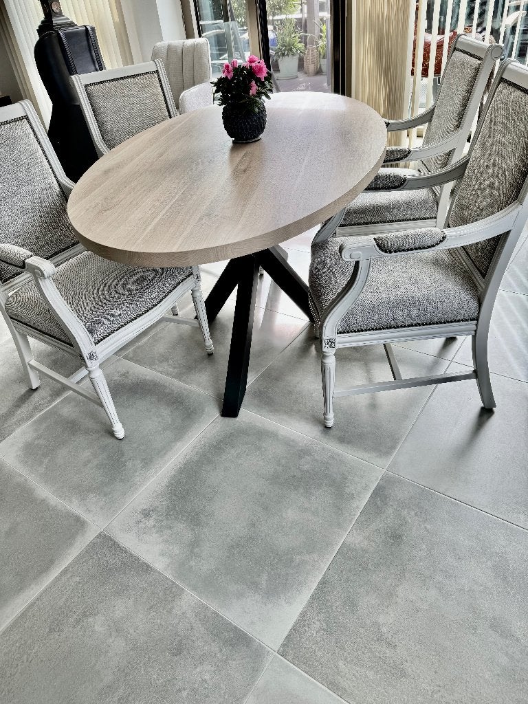 steilvolle stoelen met stevige armleuning -nieuwe stofbekl., Ophalen, Zo goed als nieuw, Hout, Vier