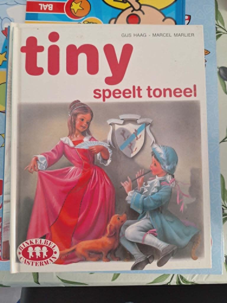 tiny, Ophalen of Verzenden, Gelezen