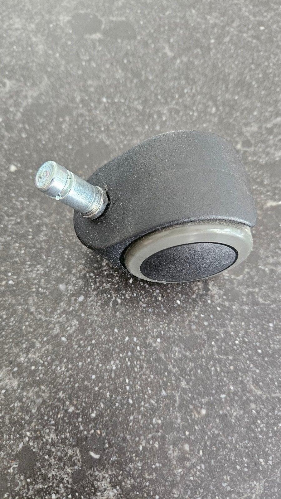 32 roues pivotantes, axe de 11 mm de diamètre, Enlèvement, Utilisé