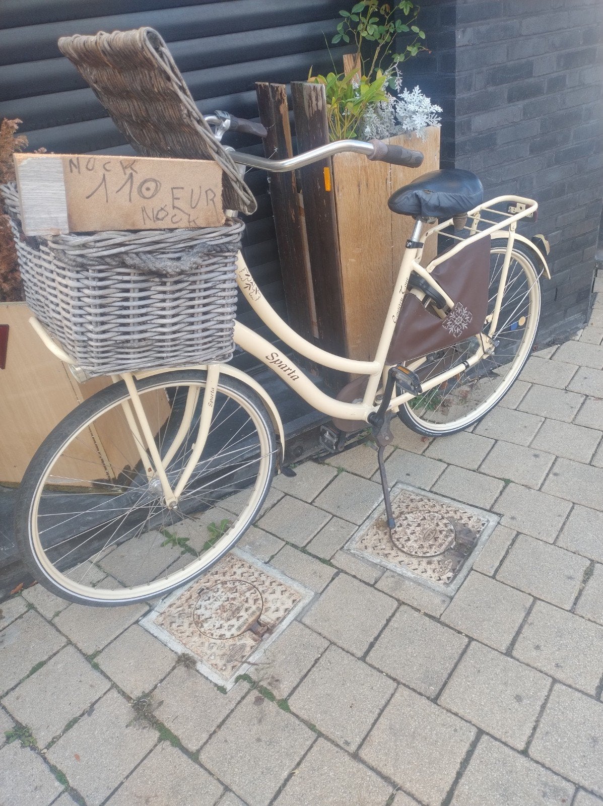 Meisjes Fiets Te Koop Van Sparta 3 Vites.Met AchtertrapRem, Fietsen en Brommers, Ophalen, Zo goed als nieuw, Sparta