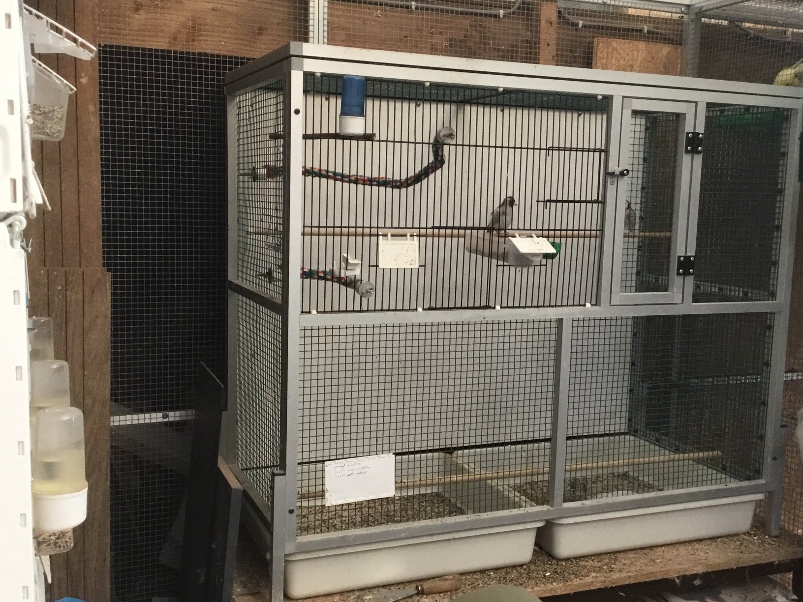 Grote vogelkooi, Dieren en Toebehoren, Ophalen, Zo goed als nieuw, Aluminium, Vogelkooi