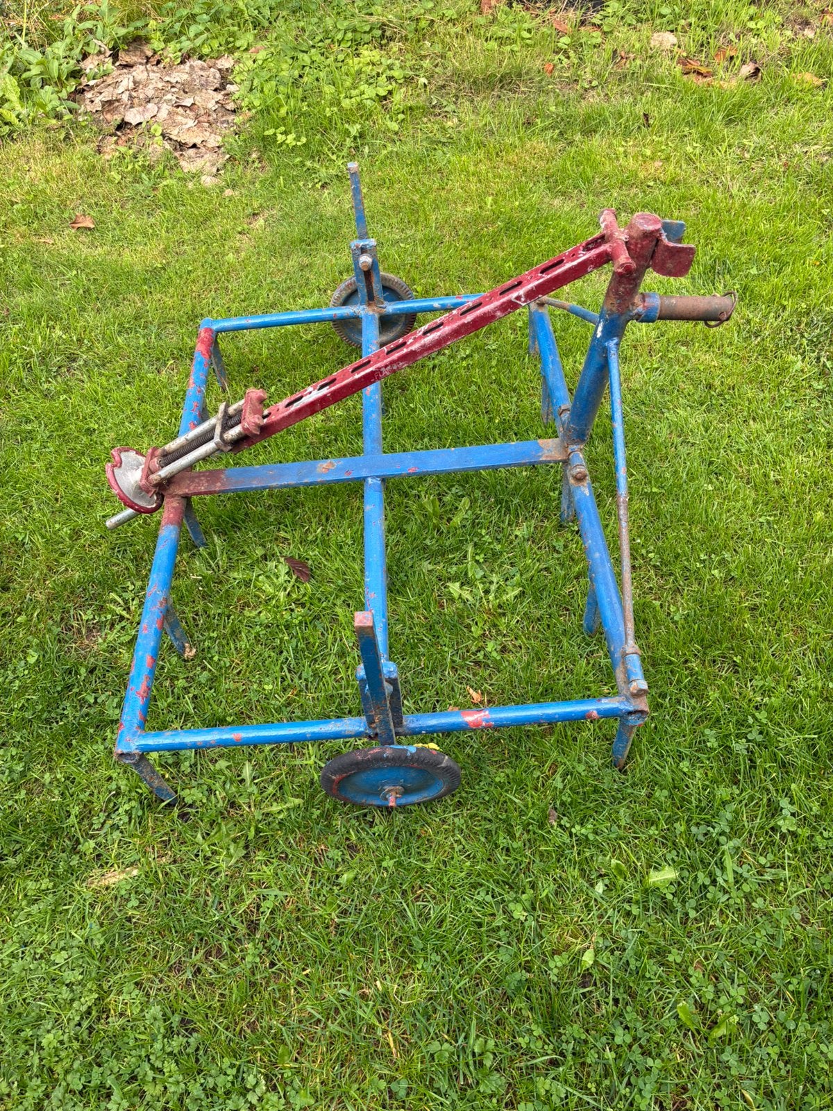 Eg motoculteur, Zakelijke goederen, Ophalen