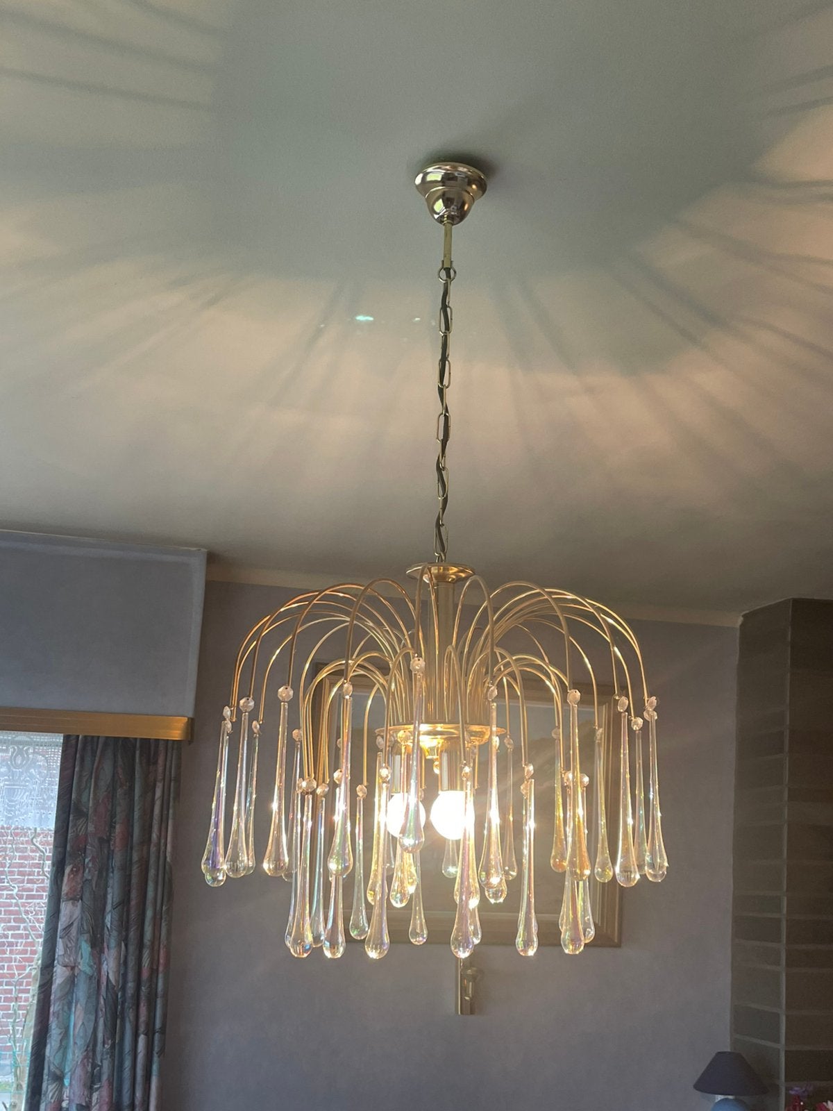 Luchter met kristallen druppels, 3lichtjes, Huis en Inrichting, Lampen | Kroonluchters, Ophalen, Gebruikt, Metaal, Retro