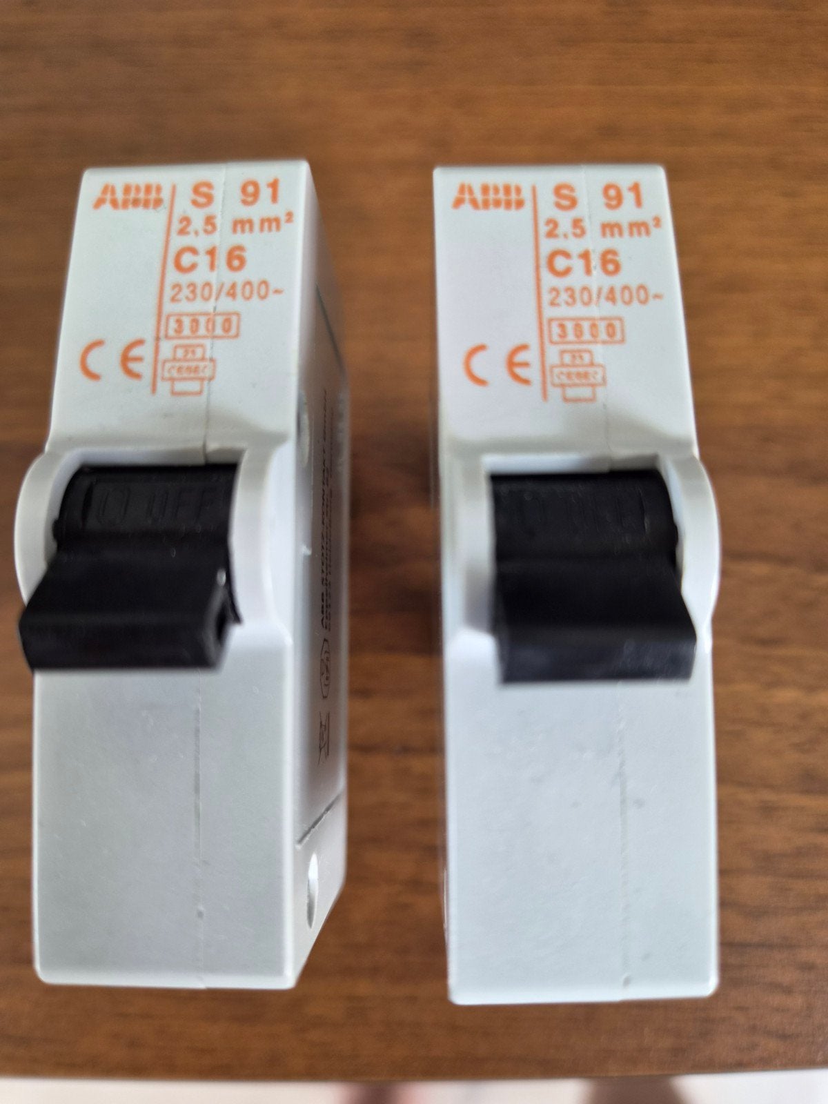Penautomaat / blokzekering  ABB 230V - 16A - nieuw, Elektronische apparatuur, Overige elektronische apparatuur, Ophalen of Verzenden