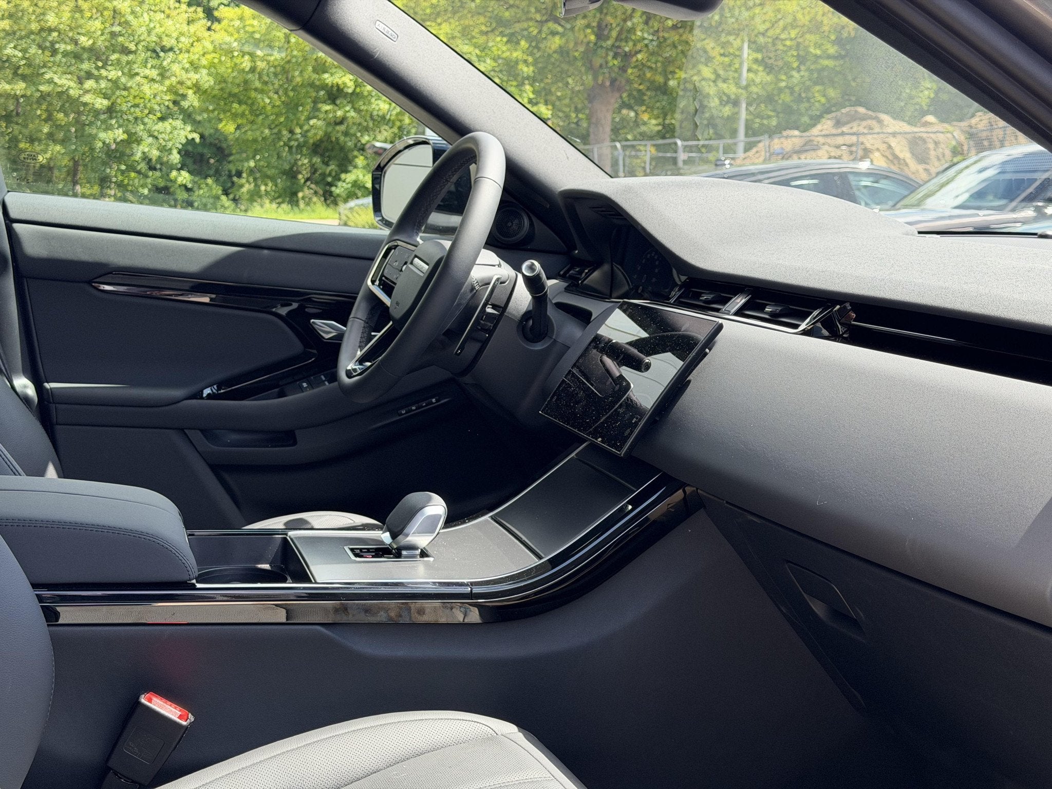 Land Rover Range Rover Evoque P160 S FWD Auto. 26.5MY, Cuir, Argent ou Gris, Achat, Entreprise