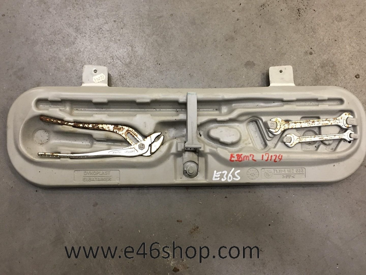 Pech gereedschap set BMW e36 met houder, Auto-onderdelen, Gebruikt, -, -, Ophalen of Verzenden