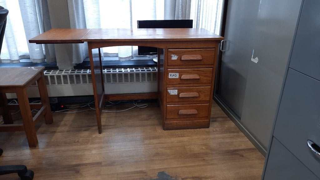 oude houten bureau, jaren 60, Antiek en Kunst, Ophalen