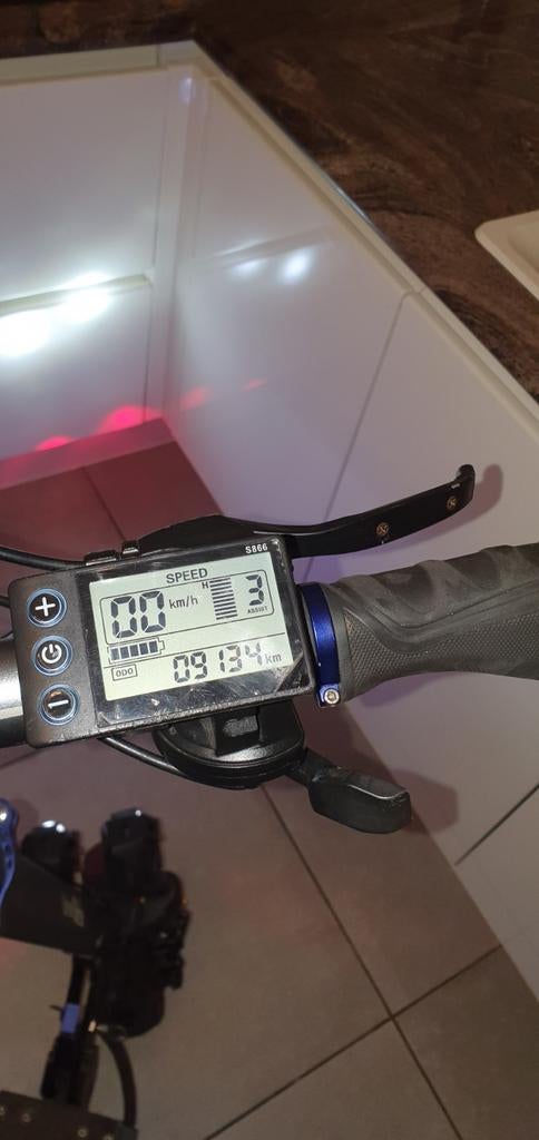 Urban Glide E-cross pro, Fietsen en Brommers, Steps, Ophalen of Verzenden