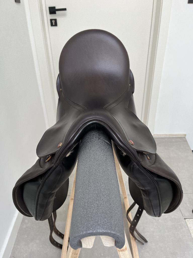 Albion SLK Adjusta Europe Bruin 17”, Ophalen, Zo goed als nieuw, Dressuur