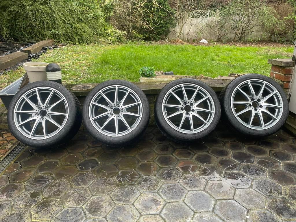 4 Jantes Mercedes AMG 19 pouces OEM + pneus neufs, Autos : Pièces & Accessoires, Pneus & Jantes, Pneus et Jantes, 4 Saisons, 19 pouces