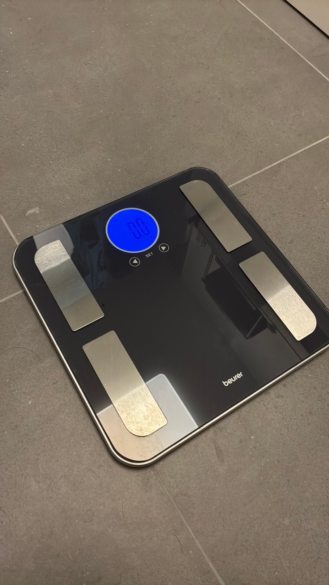 Pèse-personne avec analyse corporelle, Elektronische apparatuur, Ophalen, Zo goed als nieuw, Personenweegschaal