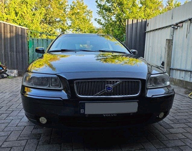 Volvo V70 2.4d 96kw, Auto's, Automaat, Zwart, Zwart, V70