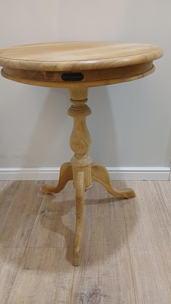 Landelijke bijzettafel, Ophalen