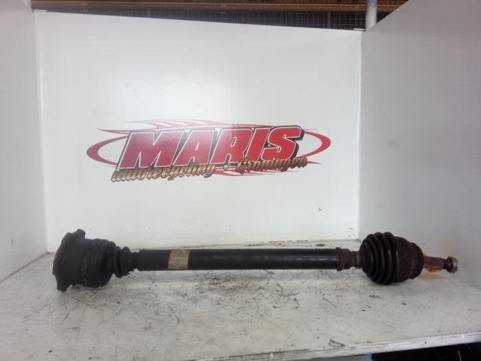 Arbre de transmission avant droit d'un Volkswagen Golf, -, Volkswagen, -, 3 mois de garantie