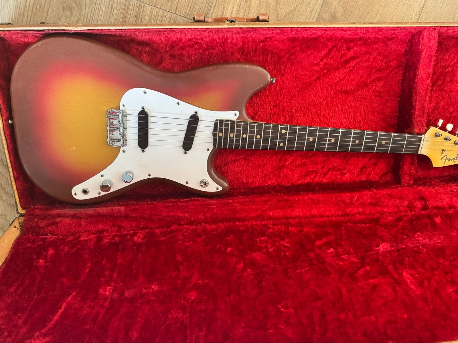Fender duo sonic 1961, Muziek en Instrumenten, Snaarinstrumenten | Gitaren | Elektrisch, Ophalen of Verzenden, Zo goed als nieuw