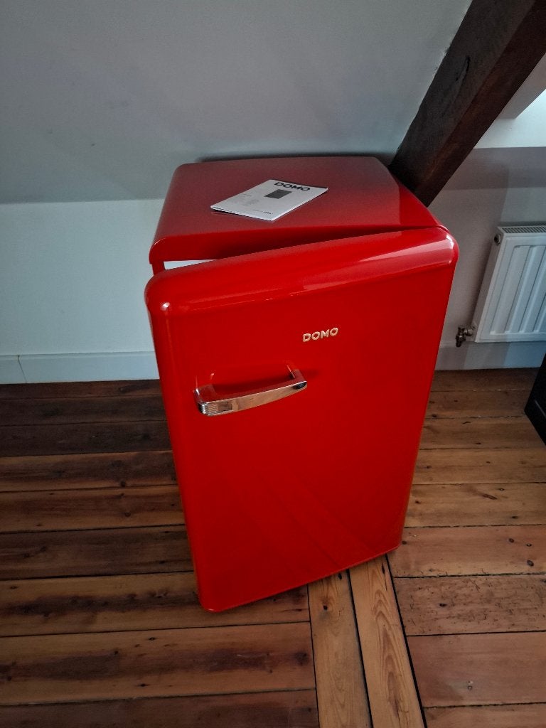 Ijskastje Domo, Zonder vriesvak, 100 tot 150 liter, Zo goed als nieuw, 45 tot 60 cm