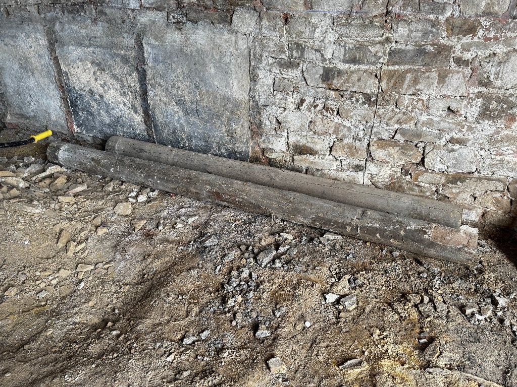 veilles poutres en bois à donner, Enlèvement, Poutres