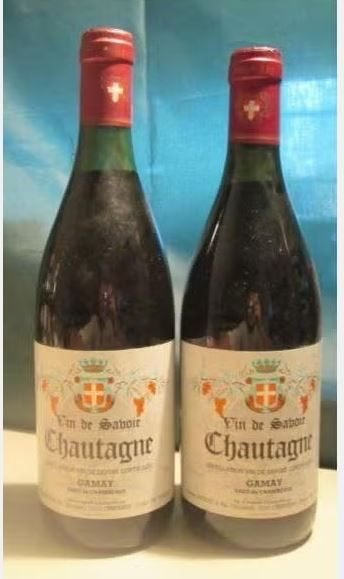 2x Vin de Savoie - Chautagne - Gamay, Verzamelen, Frankrijk, Ophalen of Verzenden, Zo goed als nieuw, Rode wijn