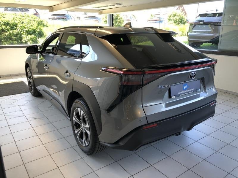 Toyota bZ4X Executive, Autos, Toyota, Argent ou Gris, Achat, Euro 6, Entreprise