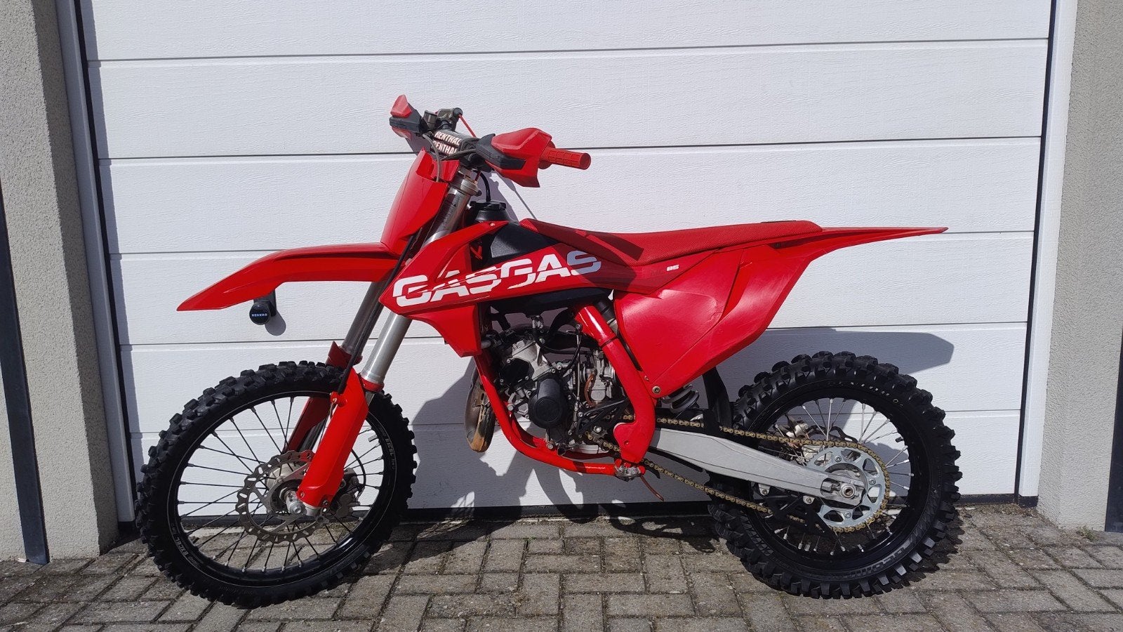 GasGas MC 85cc 2024 - K-Tech voorvork, Doma uitlaat, Fietsen en Brommers, Ophalen