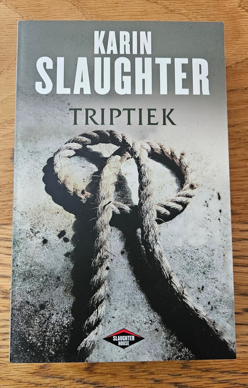 Karin Slaughter - Triptiek, Ophalen, Karin Slaughter