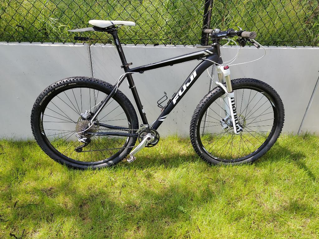 Mountainbike Fuji Nevada One.0 LE maat 21", Vélos & Vélomoteurs, Autres marques, Enlèvement, Hommes, Frein à disque