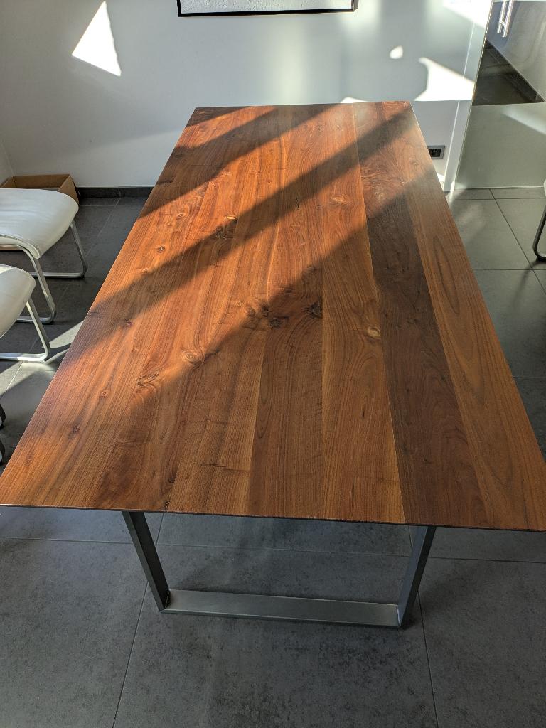 Massief notelaar tafel 220 x 100 cm, Enlèvement, Utilisé, Cinq personnes ou plus, Rectangulaire