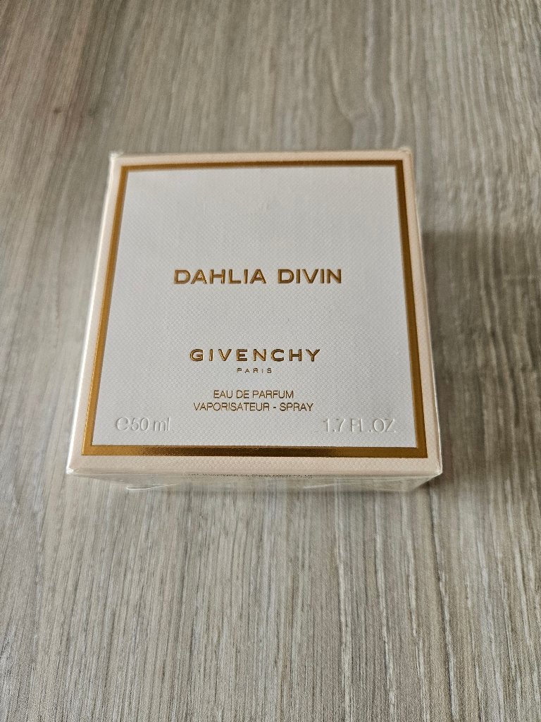 Parfums, Ophalen, Nieuw