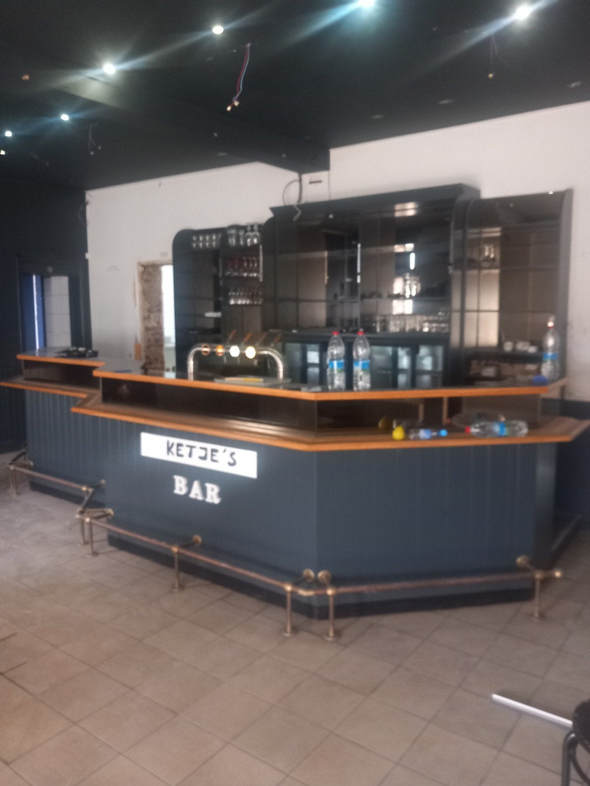 bar complet, Enlèvement ou Envoi