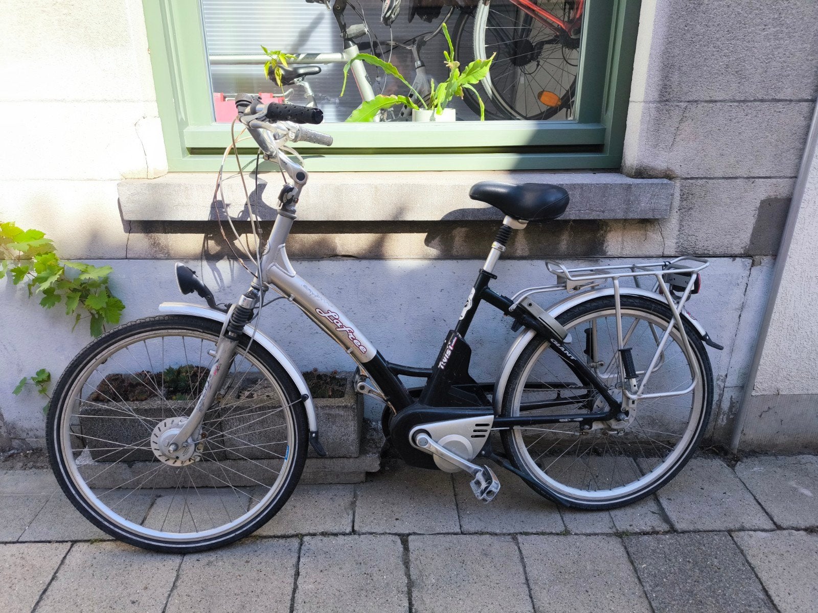 Giant Twist e-bike (zonder batterij), Vélos & Vélomoteurs, Autres marques, Vitesses, Femmes, Enlèvement