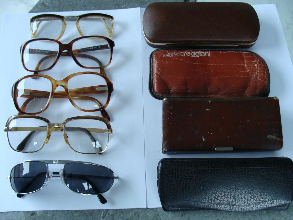 5 divers lunettes et 4 boites de grande marque, vintage, Enlèvement ou Envoi, Utilisé