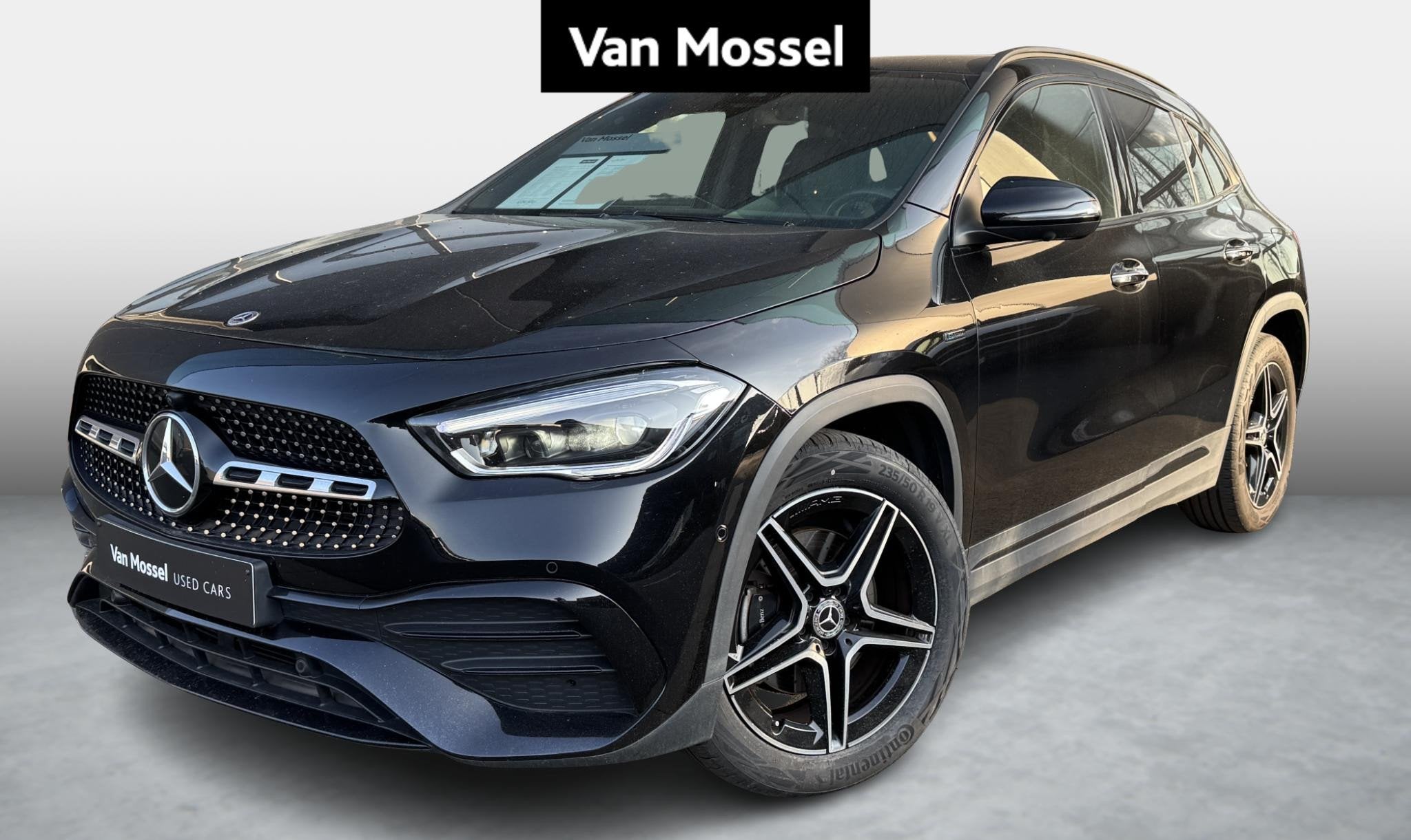 Mercedes-Benz GLA 250 e AMG Line + LEDER + MEMORY + CARPLAY, Achat, Euro 6, 16 kWh, Noir