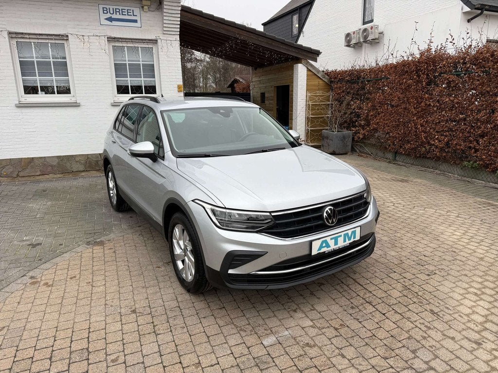Volkswagen Tiguan Tiguan 2.0 TDI SCR 4MOTION DSG Life/Navi/A, Auto's, Automaat, Stof, Gebruikt, 4 cilinders