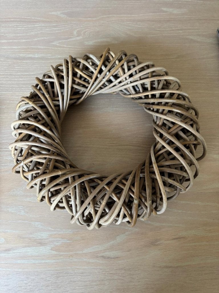 Rotan gevlochten sierkrans, Huis en Inrichting, Krans, Rotan, Zo goed als nieuw, Ophalen
