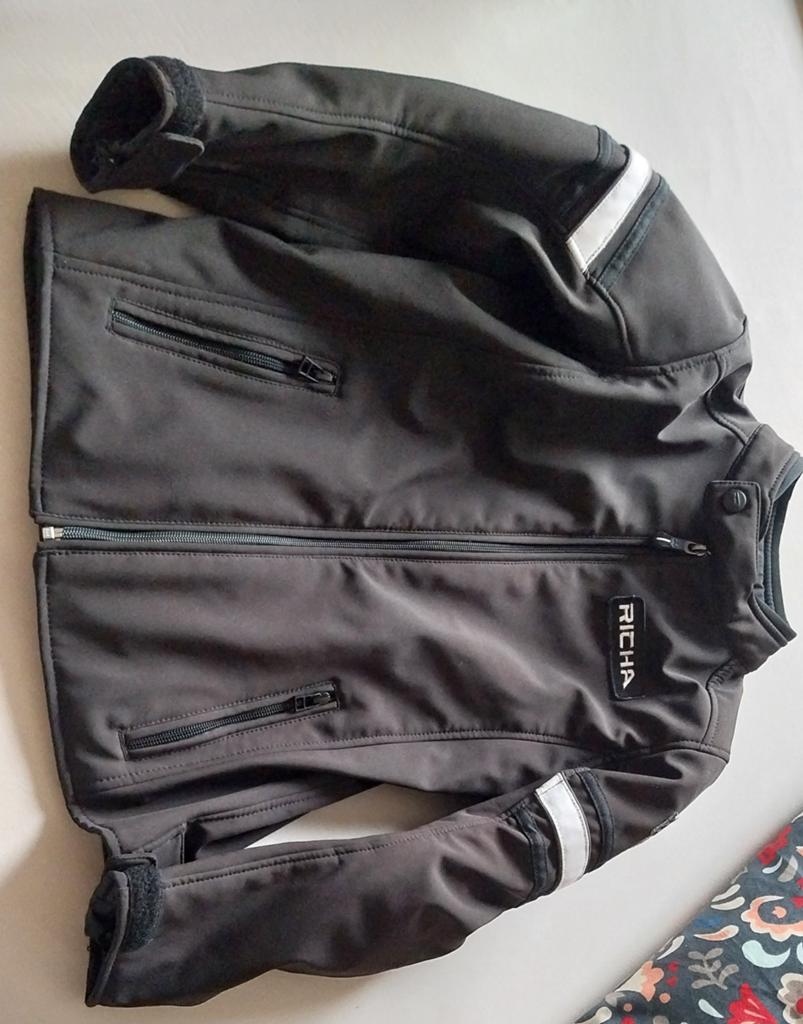 Motorjas Richa (kinderen), Motoren, Ophalen, Kinderen
