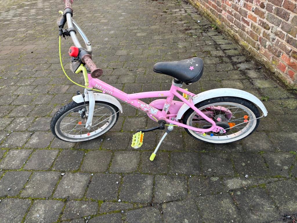 Kinderfiets met platte band 16inch, Fietsen en Brommers, Fietsen | Kinderfietsjes, Ophalen, Zo goed als nieuw