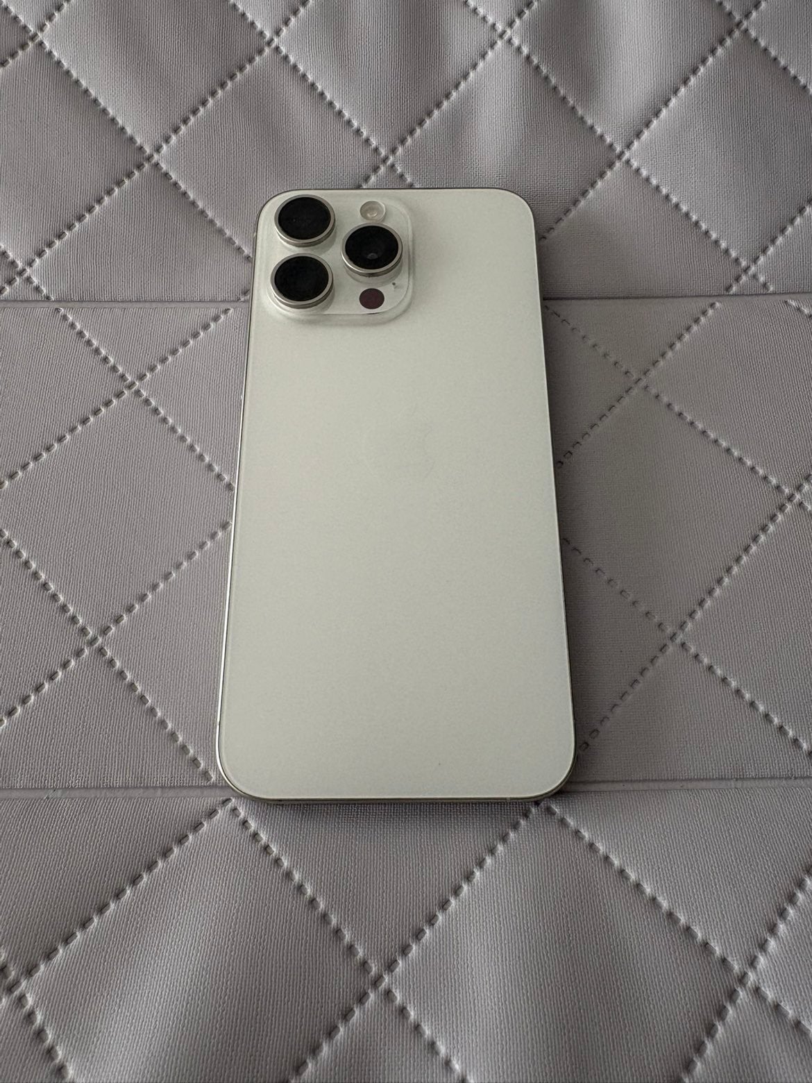 Iphone 15 pro max. Batterij 85%, Ophalen, Zo goed als nieuw, IPhone 15