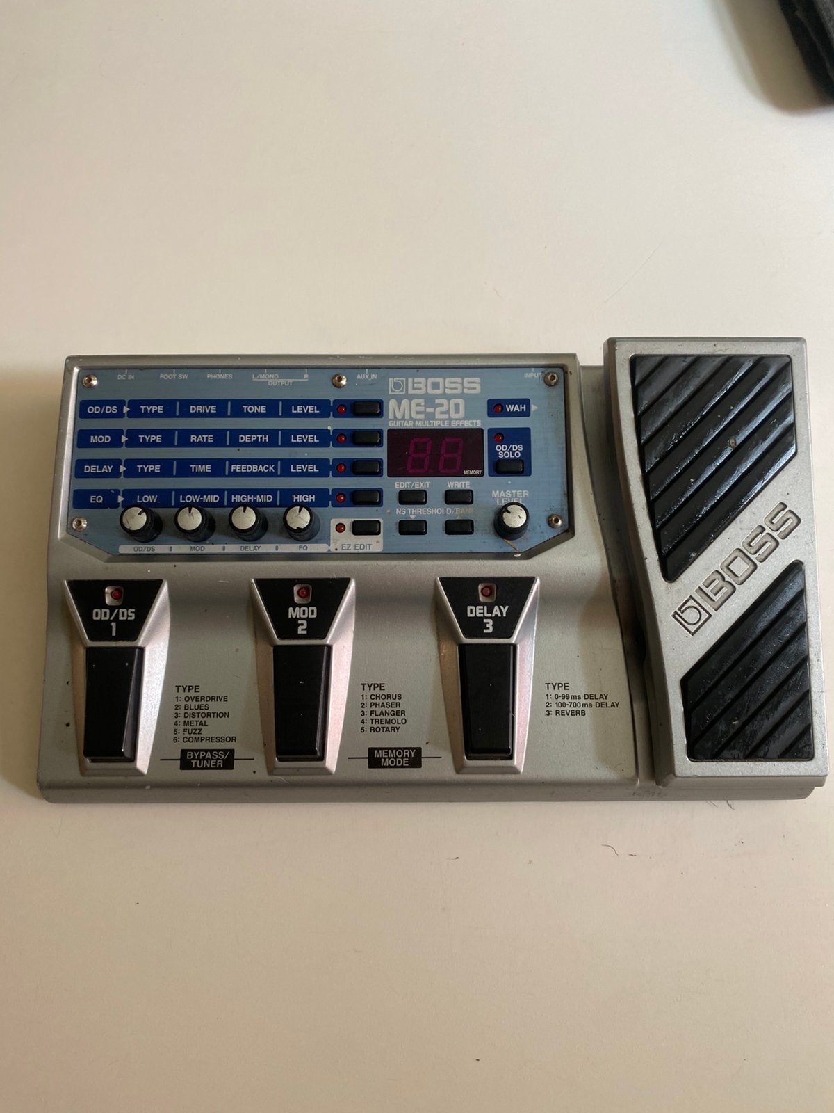 Boss me 20, Muziek en Instrumenten, Ophalen