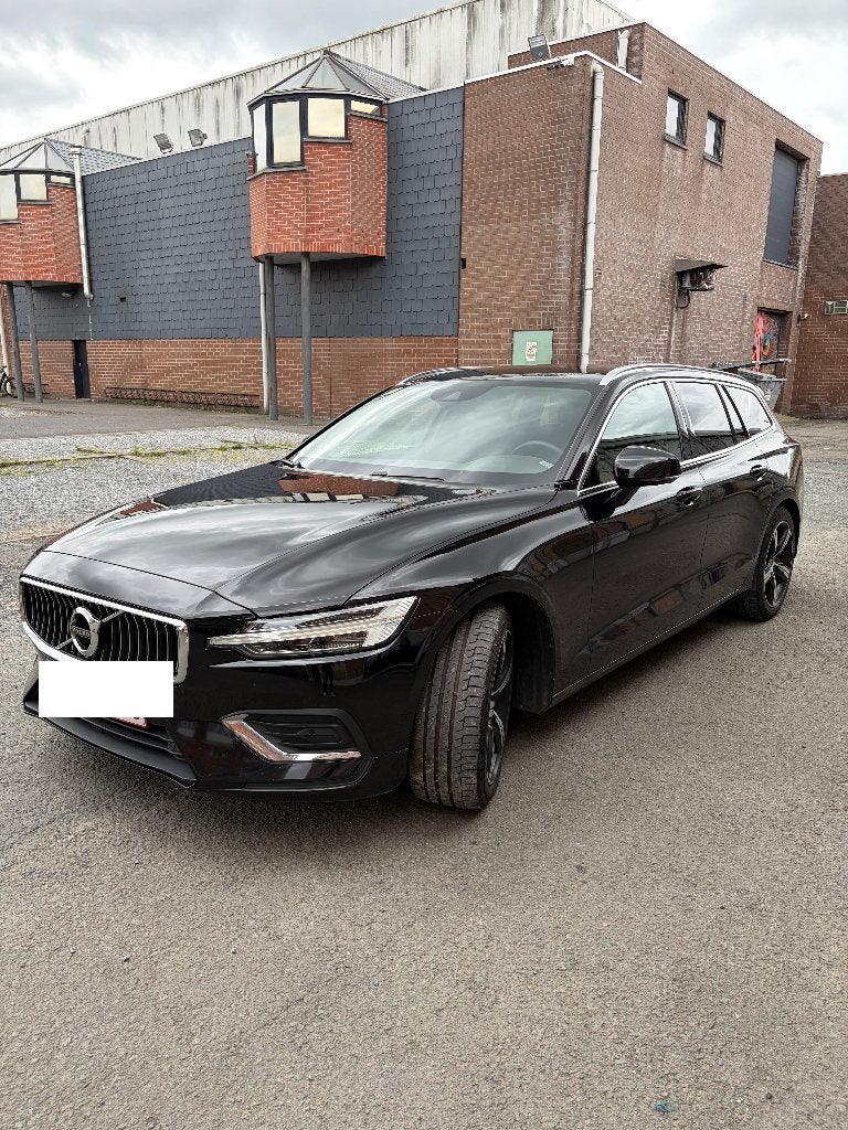 Volvo V60 T5, Cuir, Achat, Carnet d'entretien, Noir