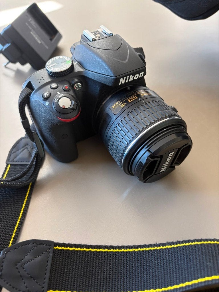 Nikon D3300 body + AF‑S 18–55mm Lens + fototas, Audio, Tv en Foto, Fotocamera's Digitaal, Ophalen, Zo goed als nieuw, Spiegelreflex