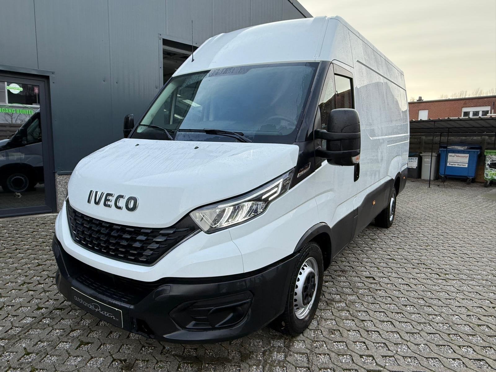 Iveco Daily 3,0 diesel - 3500 kg sleep/Automaat - 20578€+b, 4 deurs, Stof, Wit, Bedrijf