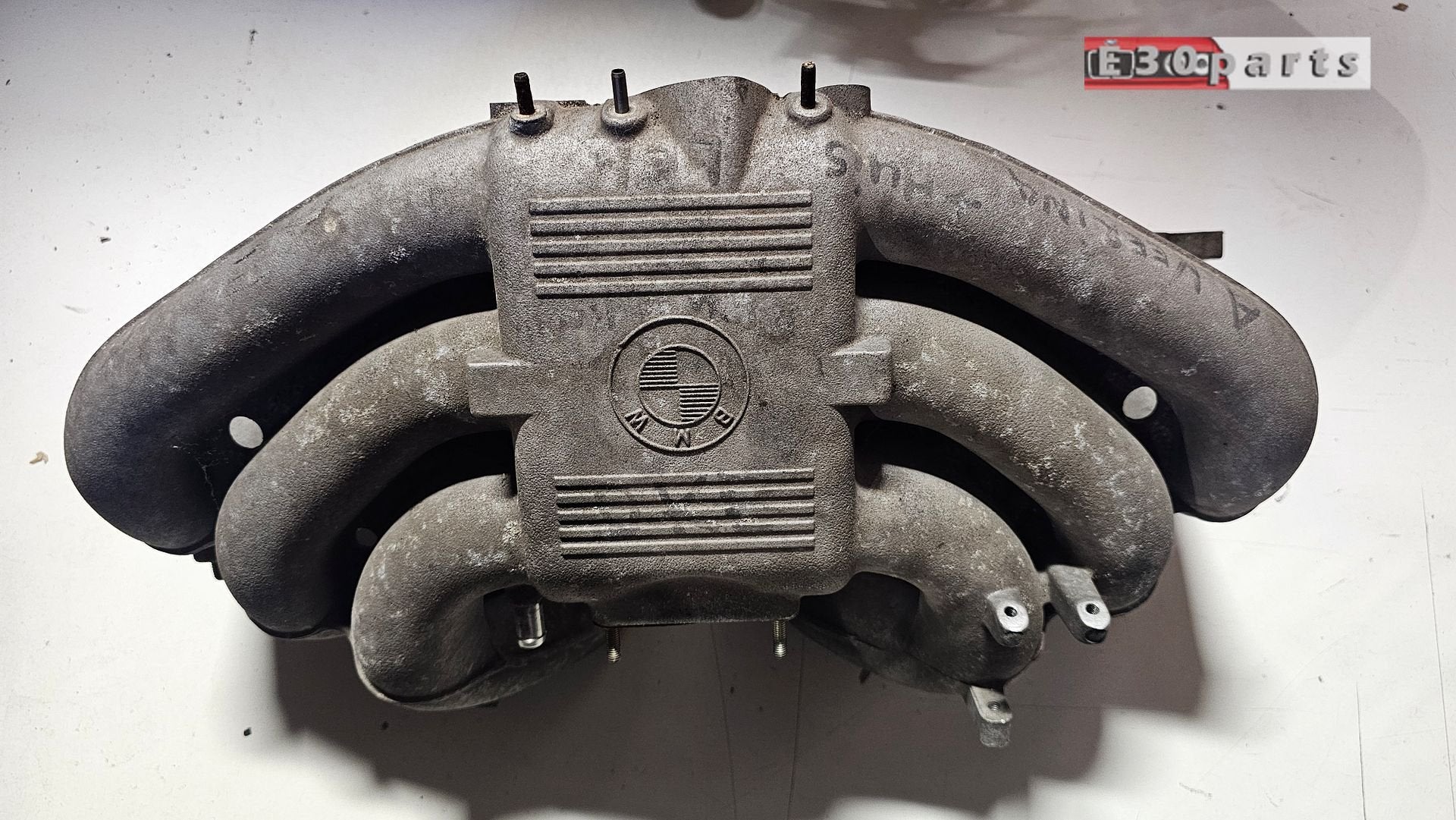 Inlaatspruitstuk  BMW 3 / 5 serie E30 320i 323i M20 E28 520i, -, -, Origine de la pièce connue, Enlèvement