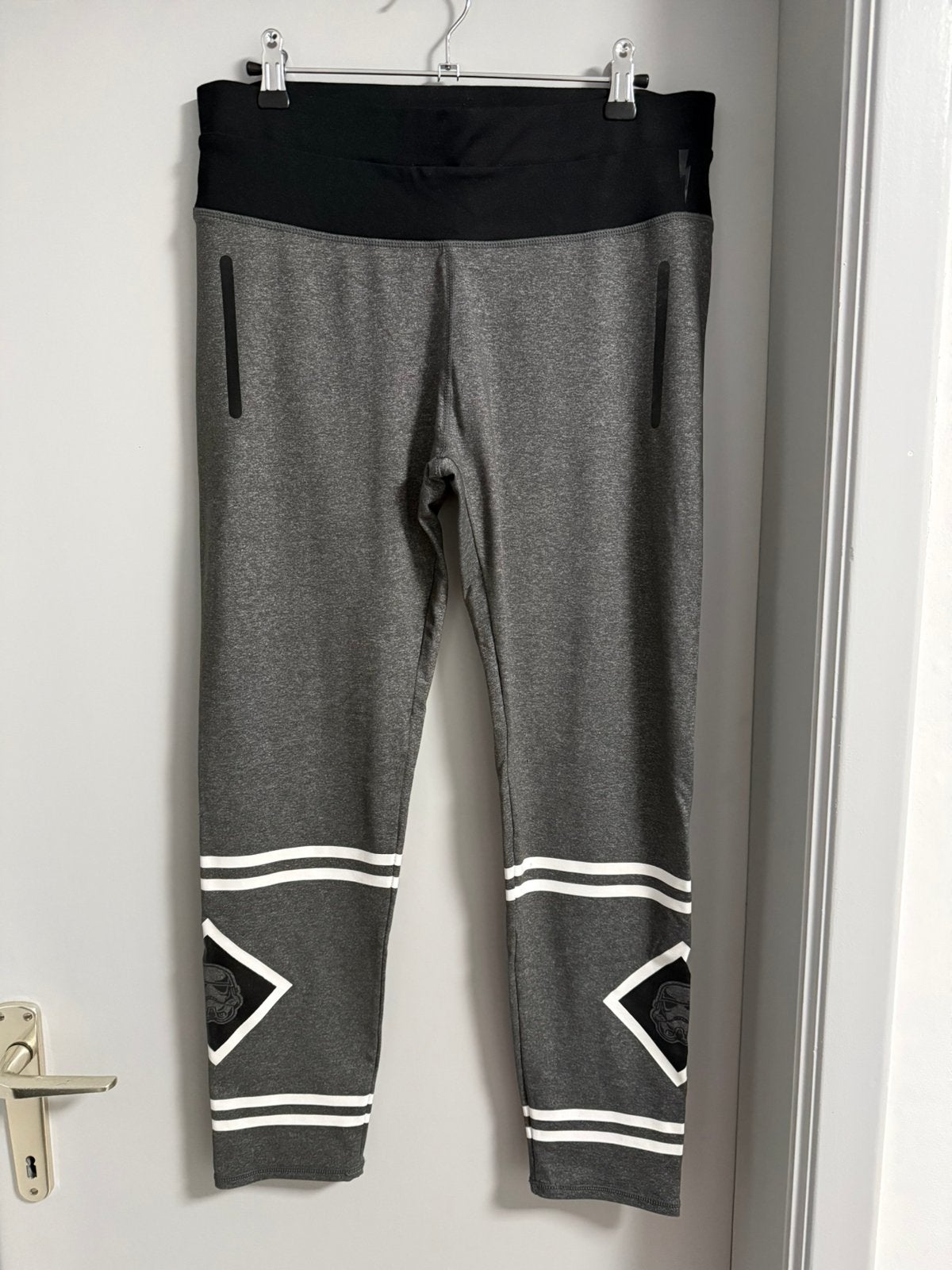Sport legging Star Wars maat XL, Kleding | Dames, Ophalen of Verzenden, Zo goed als nieuw, Maat 46/48 (XL) of groter, Grijs