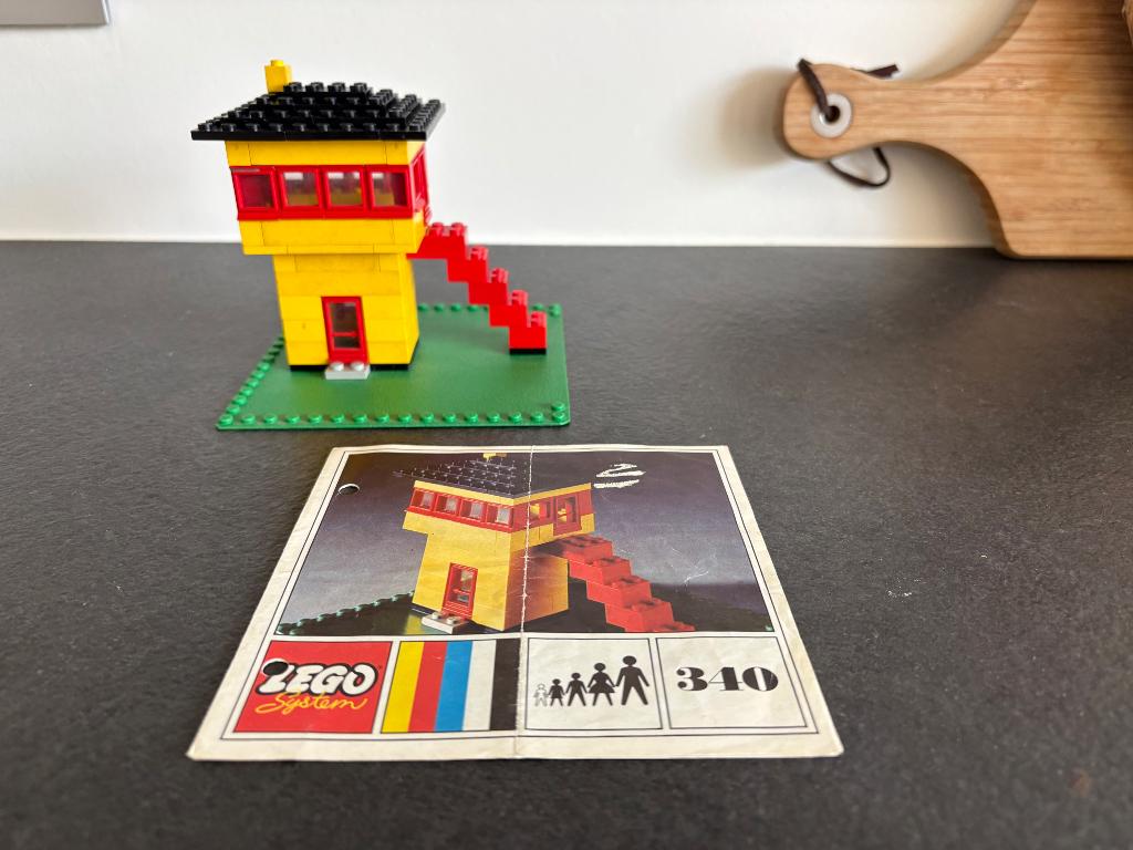 Vintage LEGO gebouw, Kinderen en Baby's, Speelgoed | Duplo en Lego, Gebruikt, Lego, Ophalen of Verzenden, Compleet
