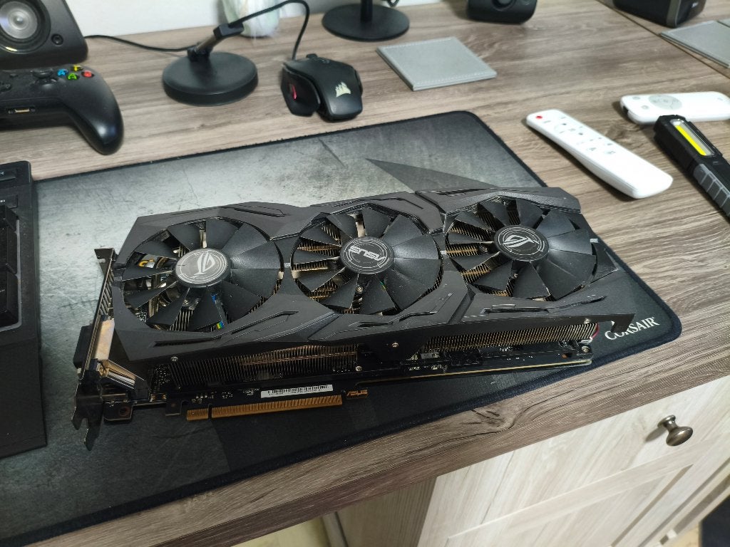 Carte graphique 1080ti strix, Informatique & Logiciels, Cartes vidéo, Enlèvement, Utilisé, Nvidia