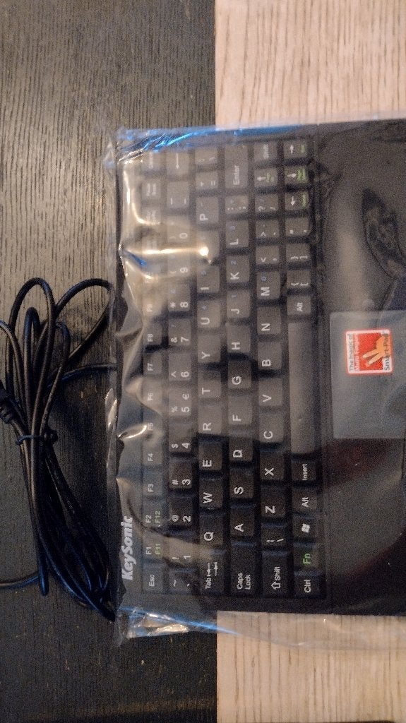 KEYSONIC qwerty Keyboard "new", Computers en Software, Toetsenborden, Ophalen of Verzenden, Qwerty, Bedraad, Ergonomisch